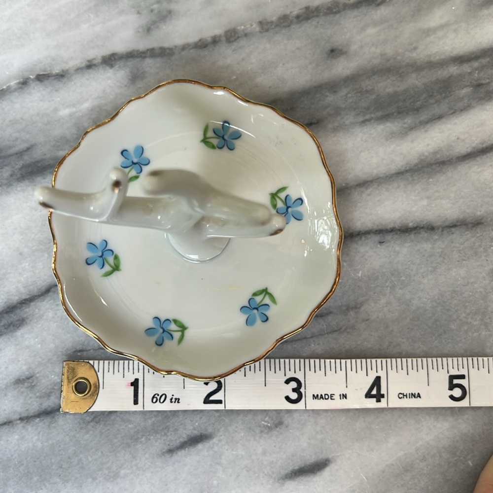 I.W. Rice Vintage Porcelain Ring Holder, Outstanding Condition! - Picture 6 of 6